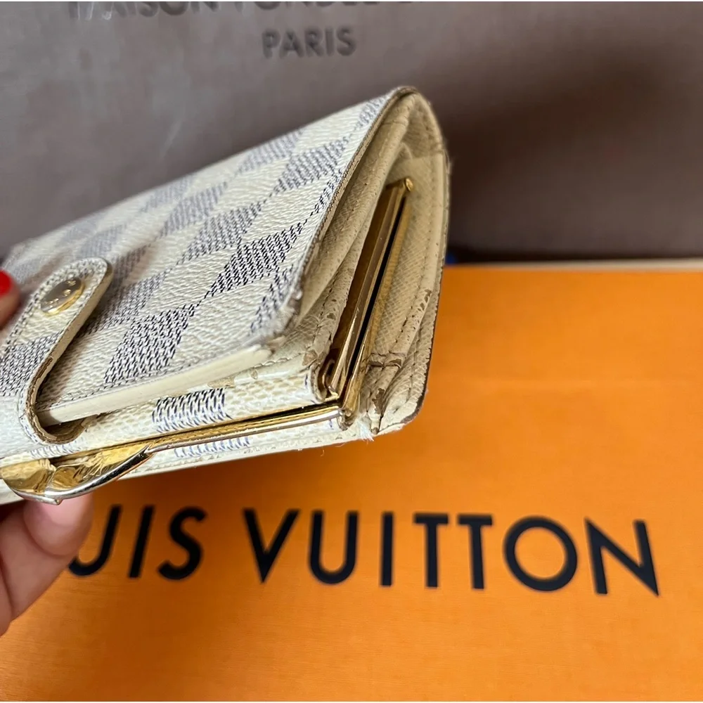 Louis Vuitton Damier Azur Canvas Checkered Wallet - Cream & Blue
